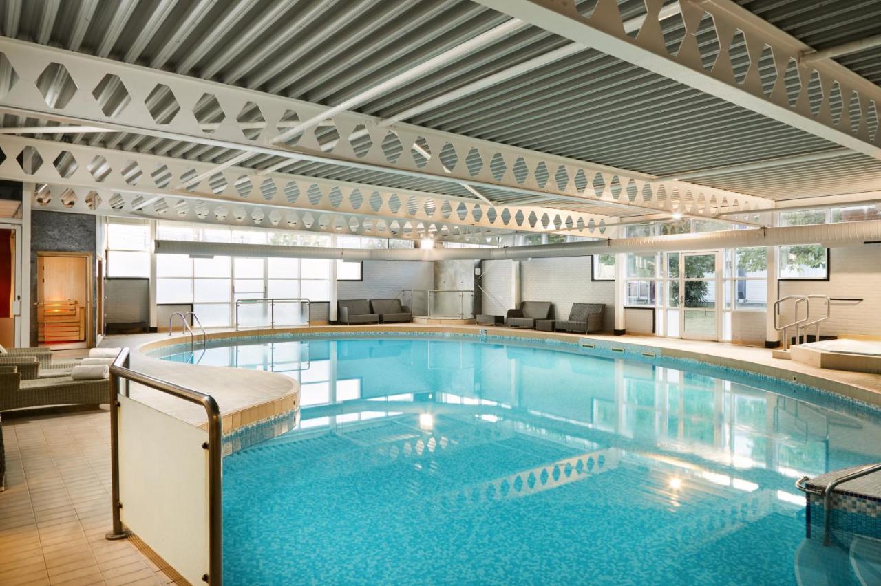 Langstone Quays Resort, Portsmouth Havant Exterior foto